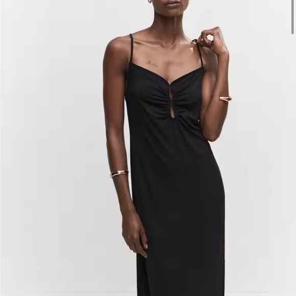 MANGO NWT unopened black dress with pleated details and opening size 10 - Picture 1 of 7